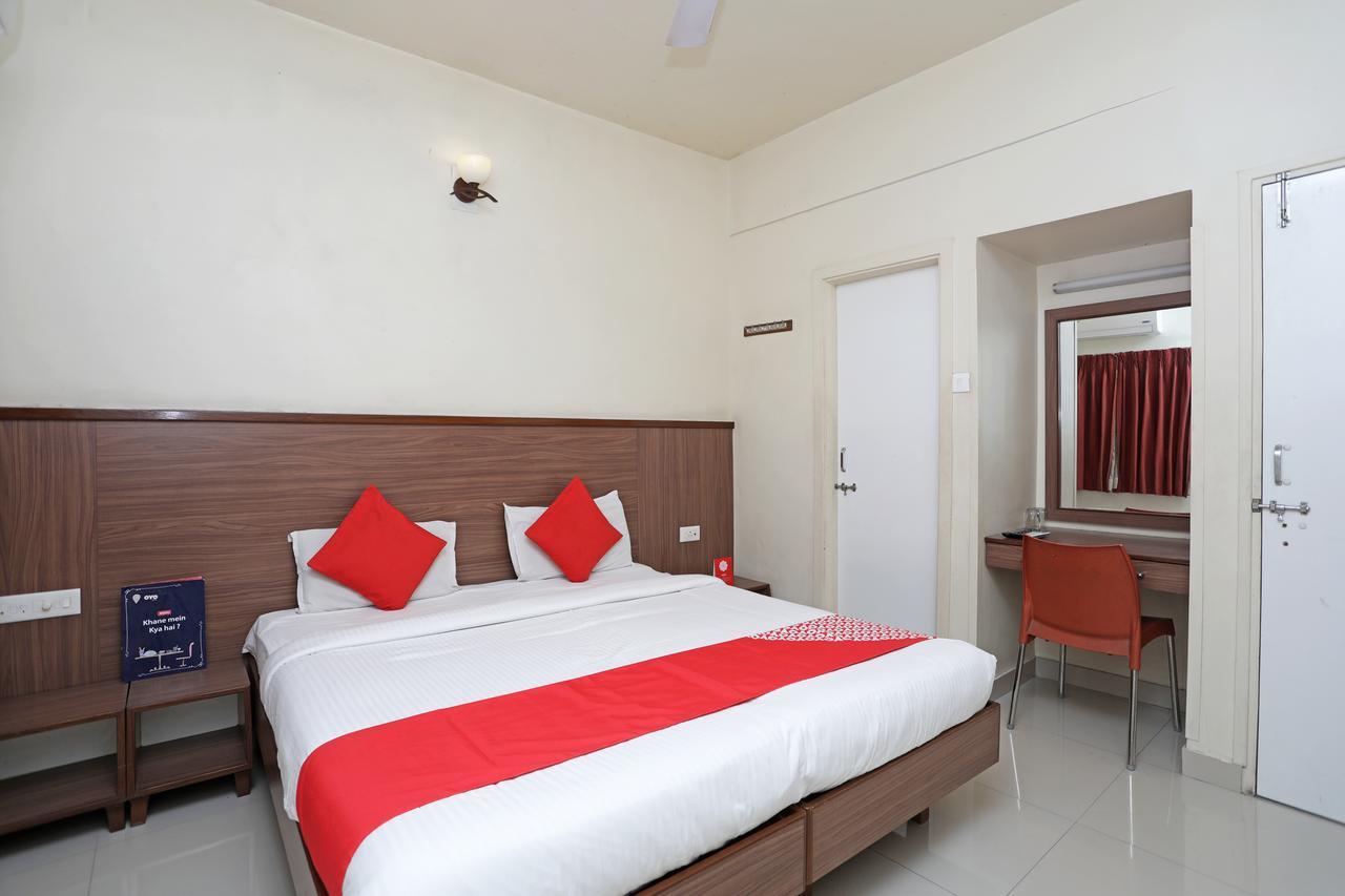 Oyo 4104 Surya Villa Pune Eksteriør billede