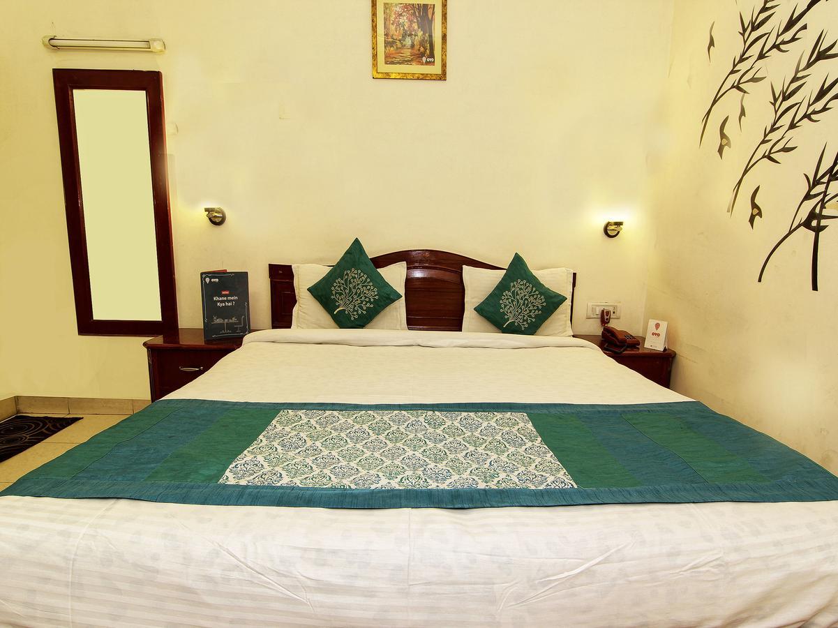 Oyo 4104 Surya Villa Pune Eksteriør billede